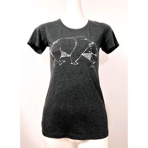 NWOT Alaskan Hand-Printed Women Slim Tee Bear Orig Design x Frost + Fur Sz Small